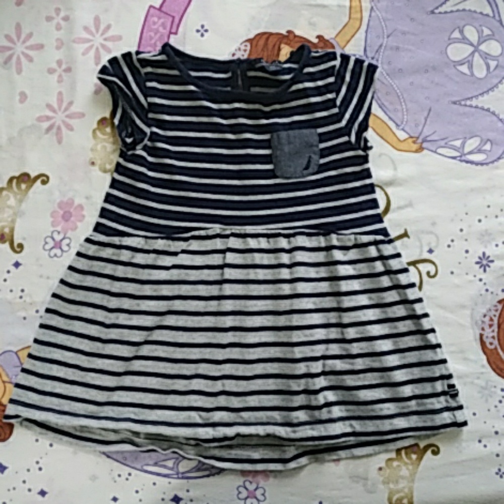Like new - 4T Nautica shirt